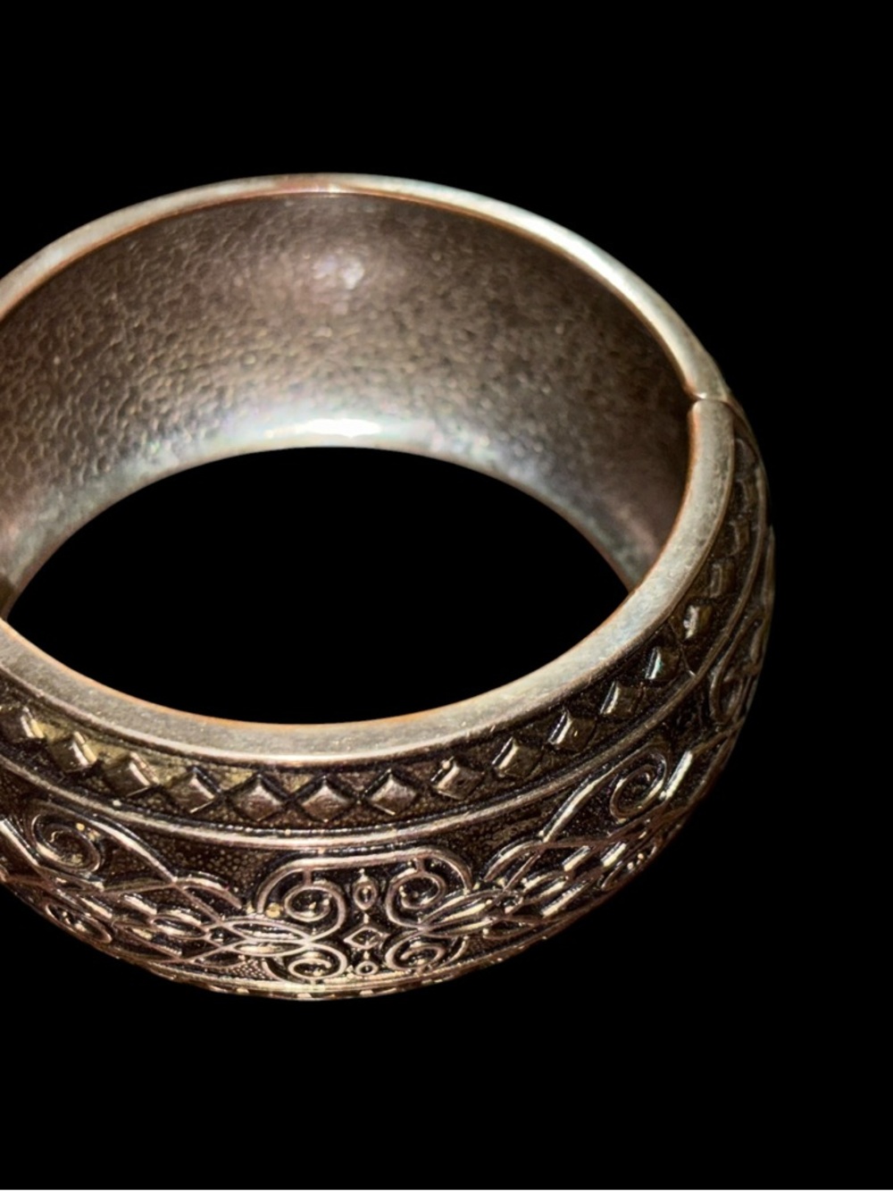 Vintage Engraved Metal like or Silvertone Cuff Bracelet - Antique Finish - Picture 4 of 5